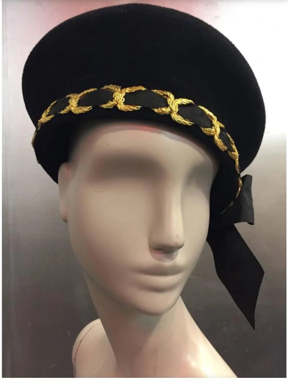 1980’s Eric Javits Mohair Velvet Beret Hat with Gold Cord and Ribbon Bow - Picture 3 of 16